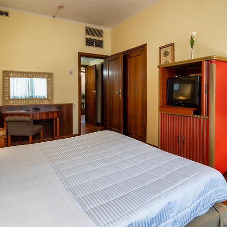 Hotel Royal Palace Messina Exterior photo