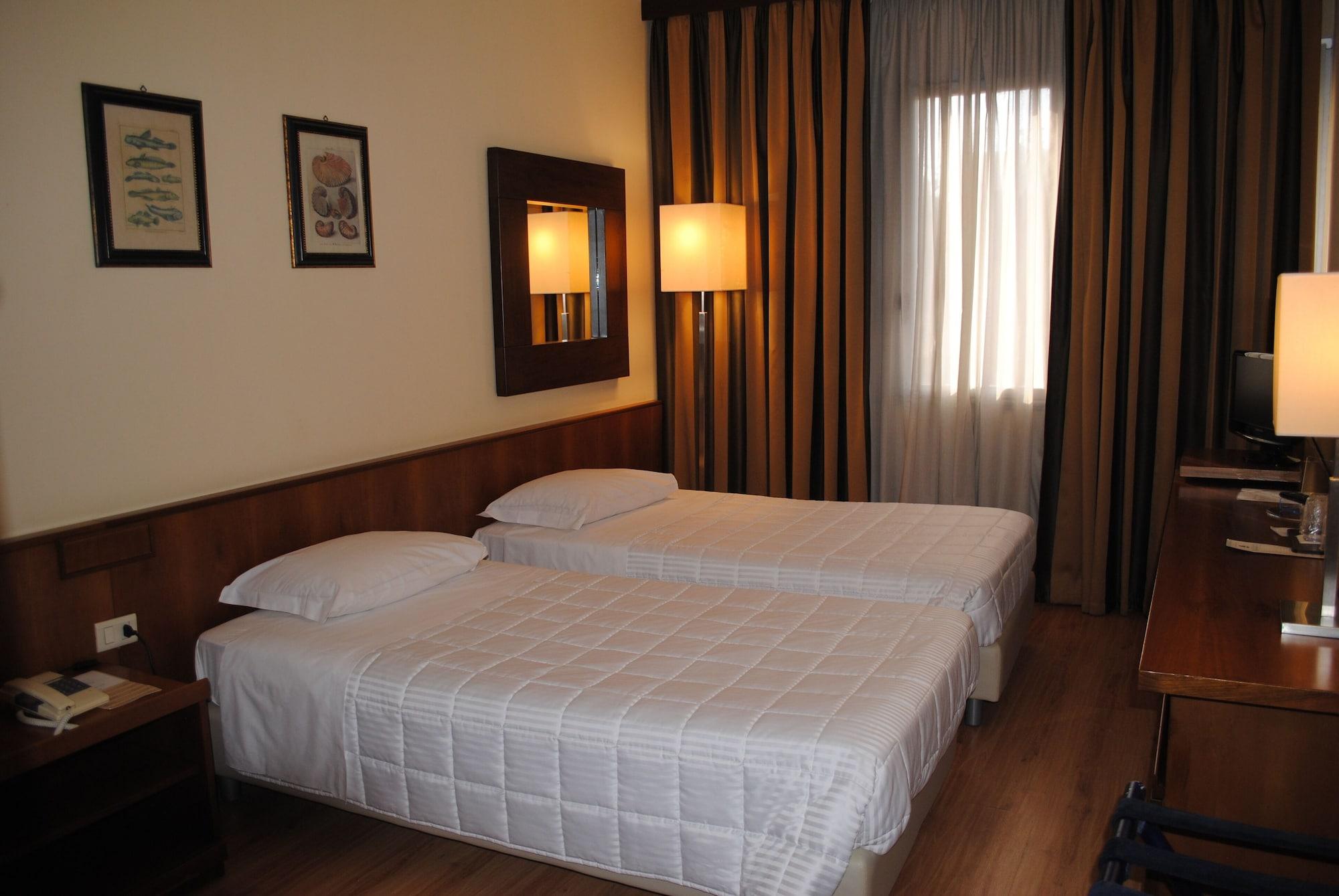 Hotel Royal Palace Messina Exterior photo