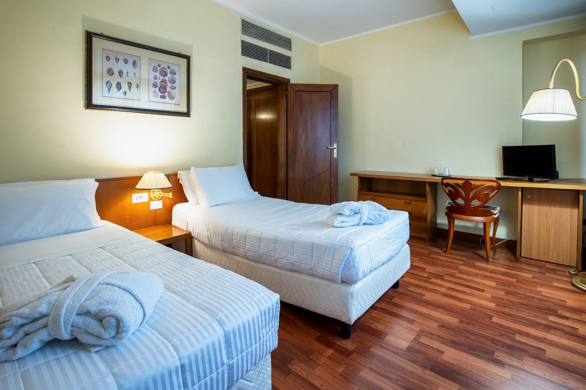 Hotel Royal Palace Messina Exterior photo