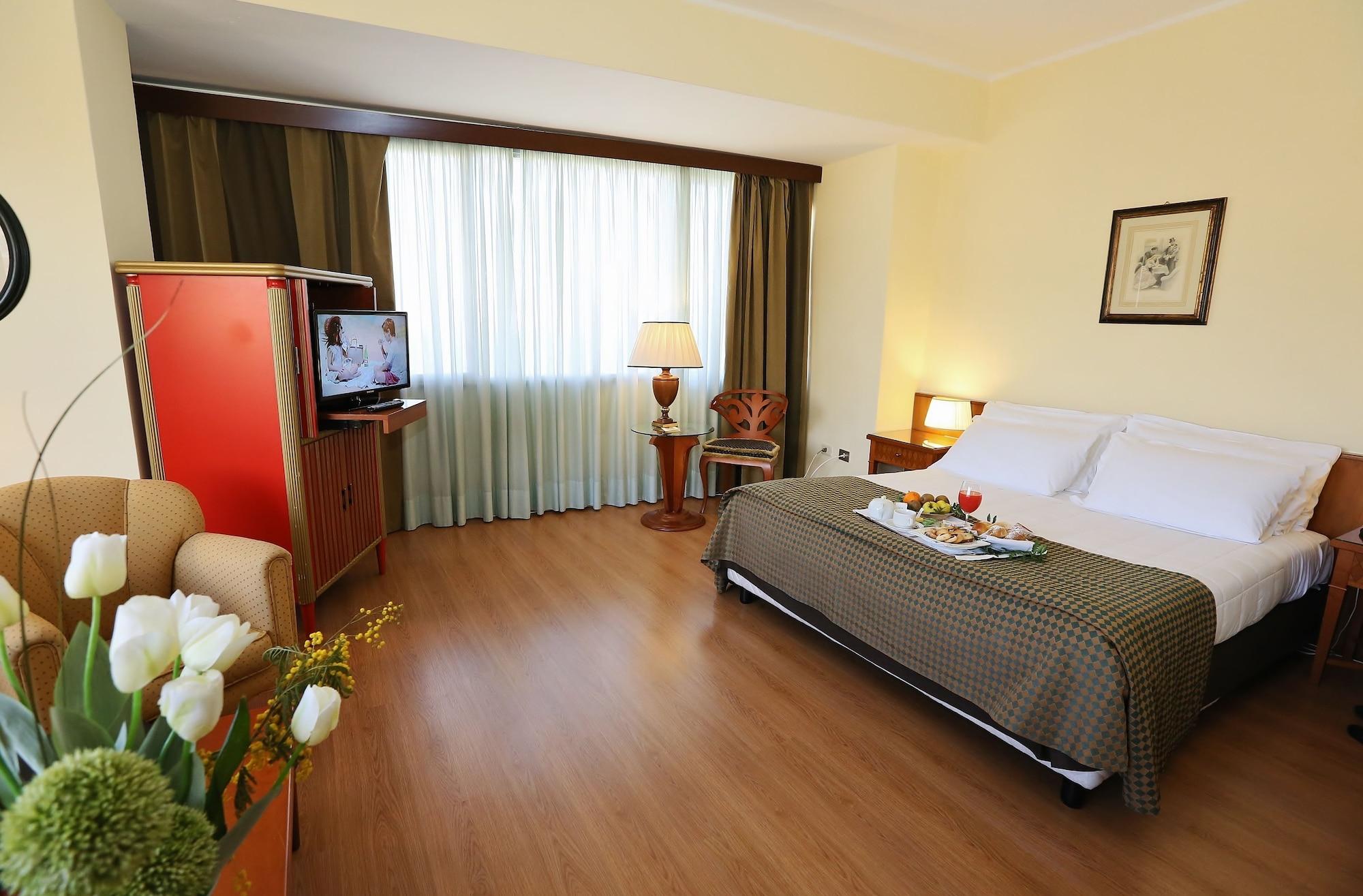 Hotel Royal Palace Messina Exterior photo